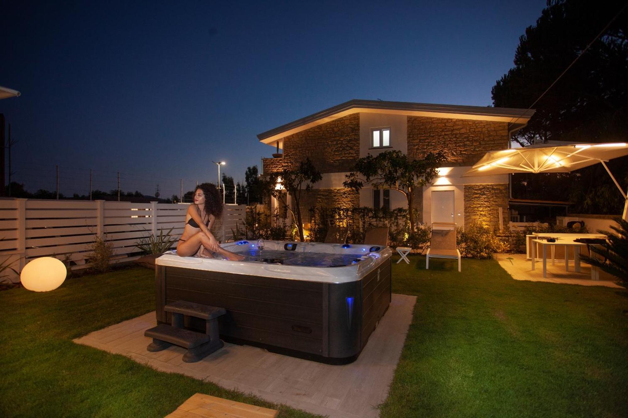 Aquamaris Design Suite & Spa パエストゥム エクステリア 写真